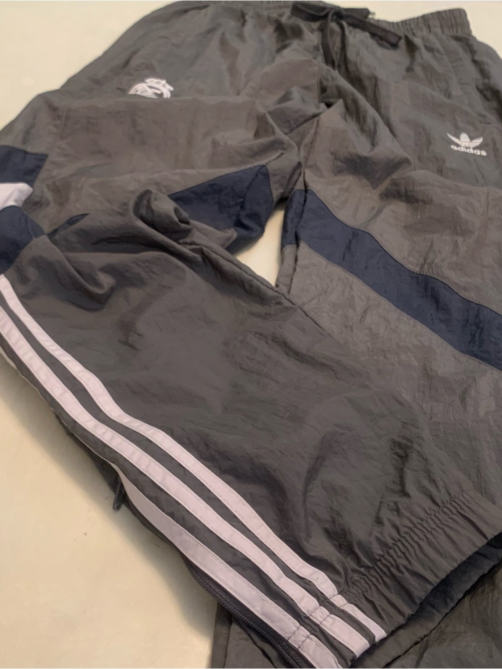 adidas Men’s Real Madrid Originals Dark Gray Track Pants, Size Small (Unisex) - Picture 2 of 11